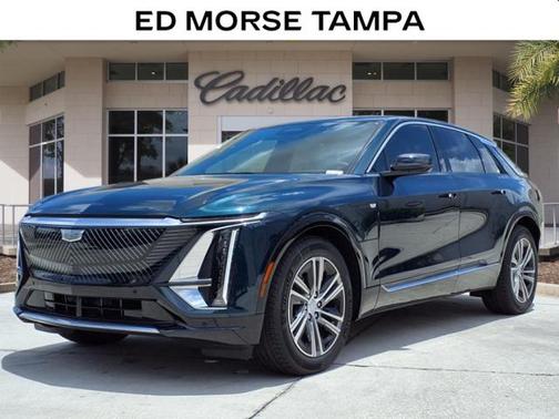2025 Cadillac LYRIQ V