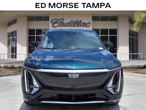 2025 Cadillac LYRIQ V