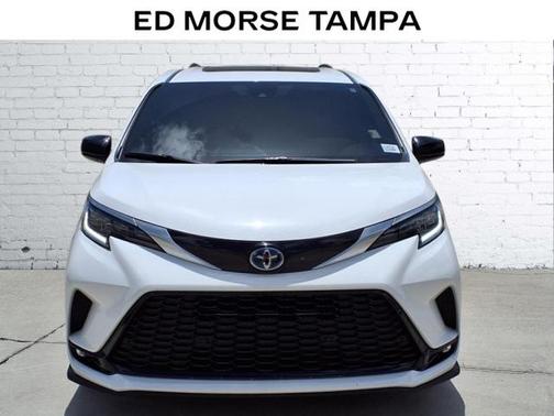 2024 Toyota Sienna XSE 7 Passenger