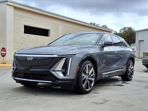 2023 Cadillac LYRIQ V