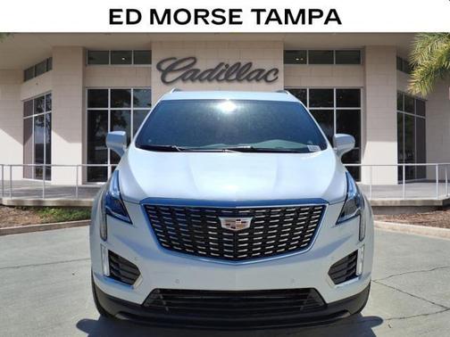 Crystal White Tricoat 2026 Cadillac XT5 Luxury