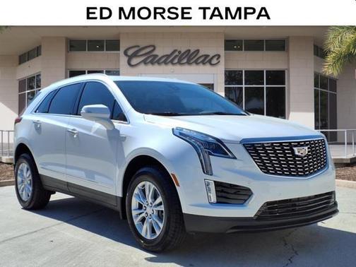 Crystal White Tricoat 2026 Cadillac XT5 Luxury