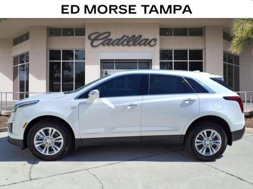 Crystal White Tricoat 2026 Cadillac XT5 Luxury