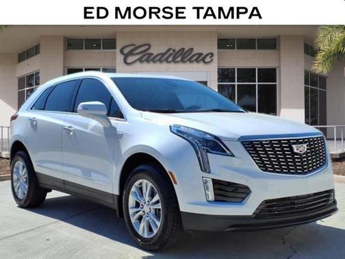 Crystal White Tricoat 2026 Cadillac XT5 Luxury