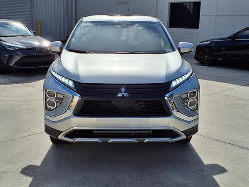 Alloy Silver Metallic 2026 Mitsubishi Eclipse Cross SE