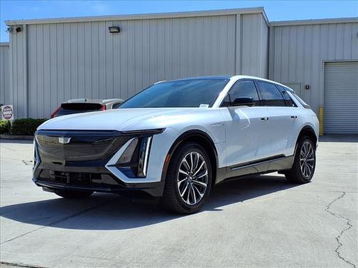 2026 Cadillac LYRIQ V