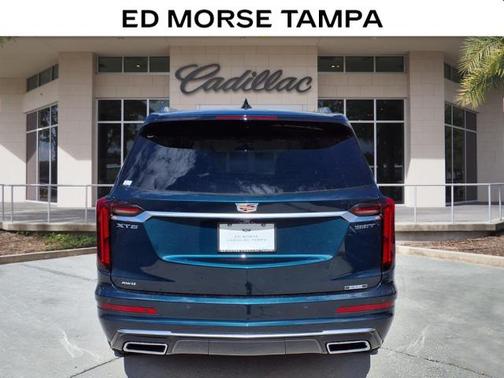 2025 Cadillac XT6 Luxury AWD