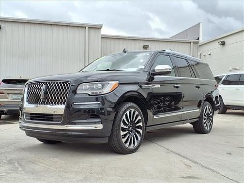 2023 Lincoln Navigator Black Label