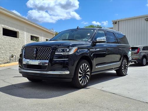 2023 Lincoln Navigator Black Label