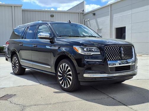 2023 Lincoln Navigator Black Label