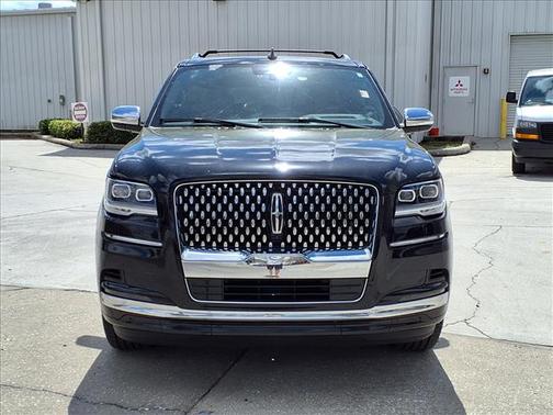 2023 Lincoln Navigator Black Label