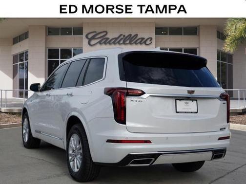 2025 Cadillac XT6 Luxury FWD