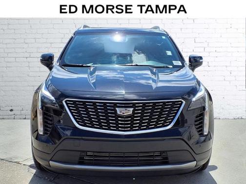 2022 Cadillac XT4 Premium Luxury