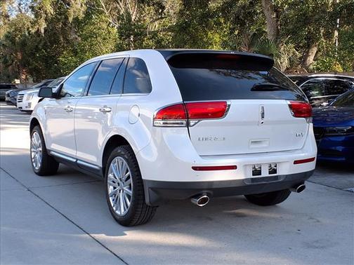 2013 Lincoln MKX Base