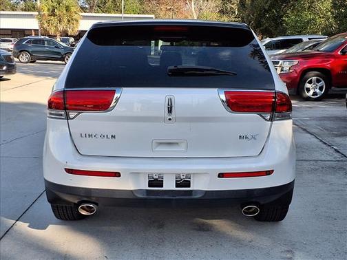 2013 Lincoln MKX Base