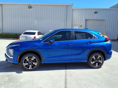Lightning Blue Metallic 2026 Mitsubishi Eclipse Cross SEL