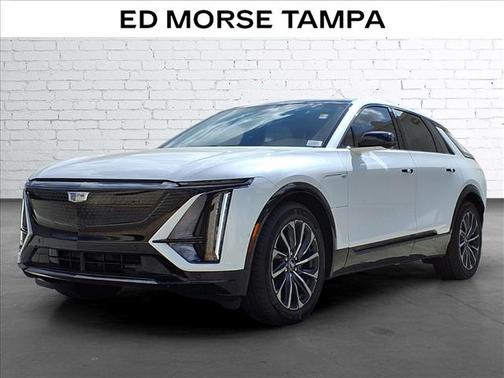 Crystal White Tricoat 2024 Cadillac LYRIQ V