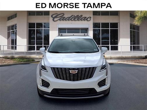 Crystal White Tricoat 2026 Cadillac XT5 Premium Luxury