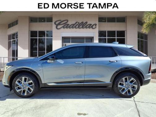 2025 Cadillac OPTIQ Luxury 1 AWD