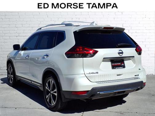 2017 Nissan Rogue SL
