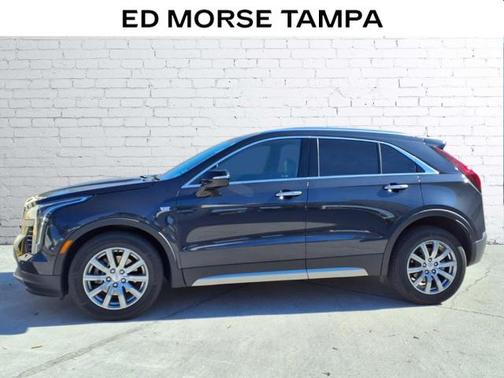 2023 Cadillac XT4 Premium Luxury