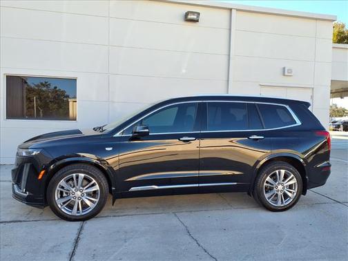 2024 Cadillac XT6 Premium Luxury FWD