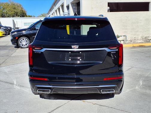 2021 Cadillac XT6 Premium Luxury FWD