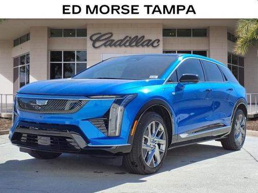 2025 Cadillac OPTIQ Luxury 1 AWD