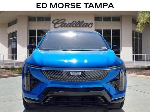 2025 Cadillac OPTIQ Luxury 1 AWD