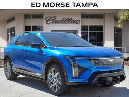 2025 Cadillac OPTIQ Luxury 1 AWD