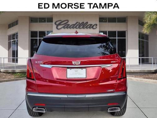 2026 Cadillac XT5 Luxury