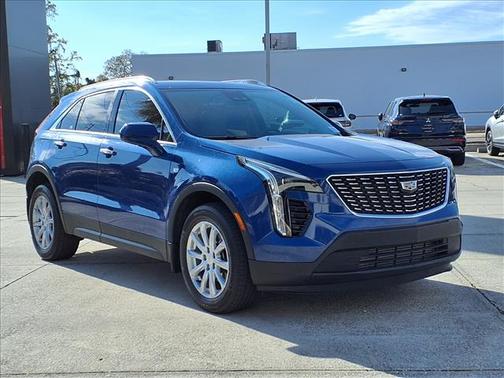 2023 Cadillac XT4 Luxury