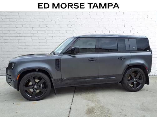 2023 Land Rover Defender 110 Carpathian Edition