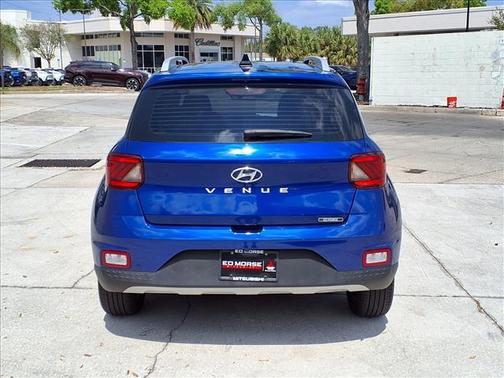 2021 Hyundai VENUE SEL