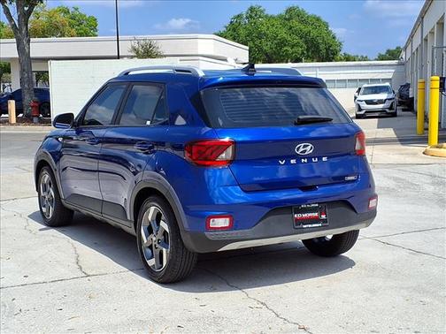 2021 Hyundai VENUE SEL