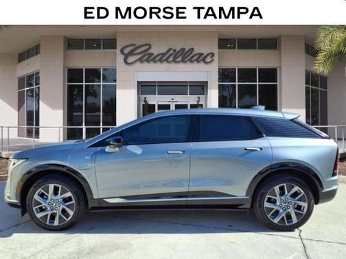 2025 Cadillac OPTIQ Luxury 1 AWD