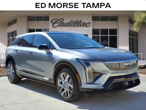 2025 Cadillac OPTIQ Luxury 1 AWD