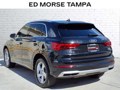2020 Audi Q3 Premium quattro