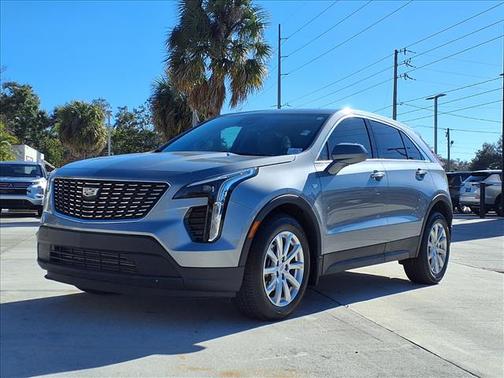 2023 Cadillac XT4 Luxury