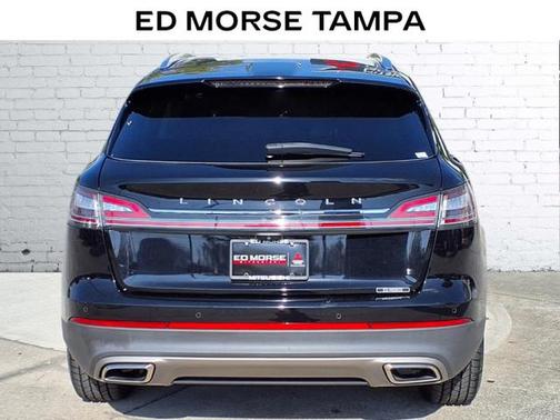 2022 Lincoln Nautilus Standard