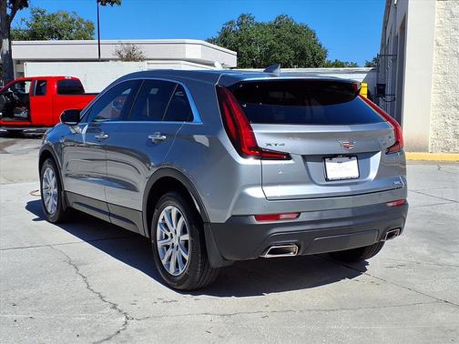 2023 Cadillac XT4 Luxury