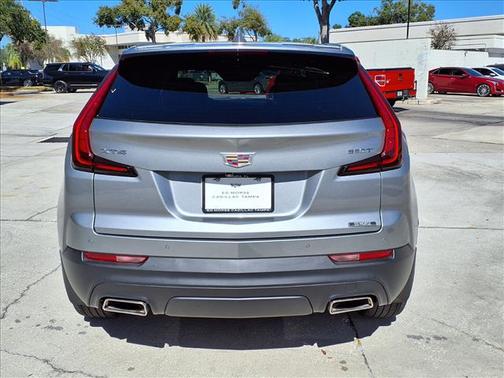 2023 Cadillac XT4 Luxury