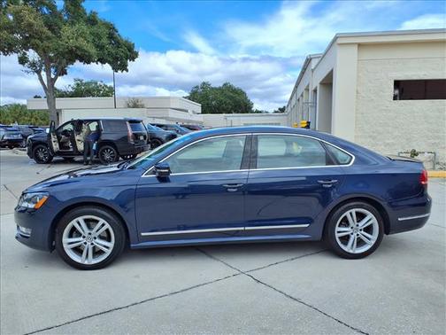 2013 Volkswagen Passat 3.6 SEL Premium