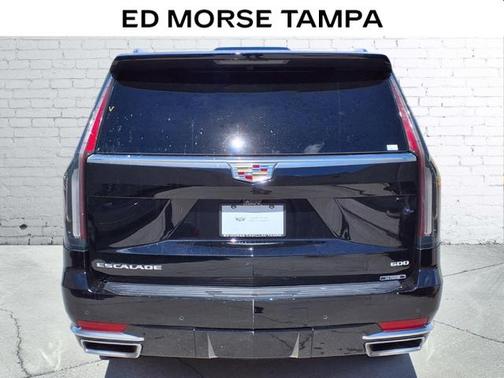 2024 Cadillac Escalade ESV Premium Luxury