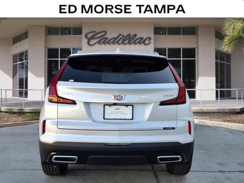 2025 Cadillac XT4 Premium Luxury