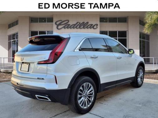 2025 Cadillac XT4 Premium Luxury
