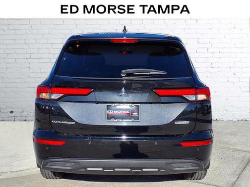 2024 Mitsubishi Outlander ES 2.5 2WD