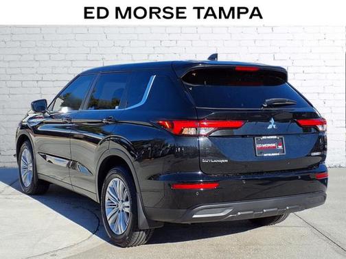 2024 Mitsubishi Outlander ES 2.5 2WD