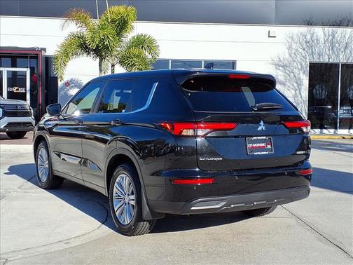 2024 Mitsubishi Outlander ES 2.5 2WD