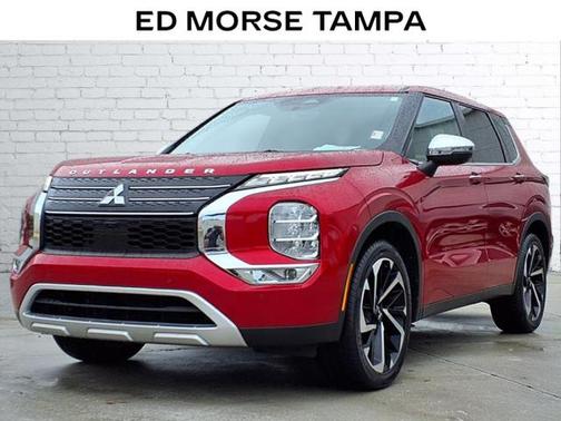 2022 Mitsubishi Outlander SE